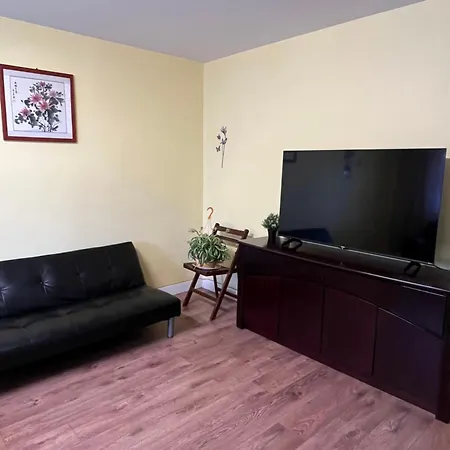 New Renovated Peaceful Apartment With Parking Montreal Exterior photo